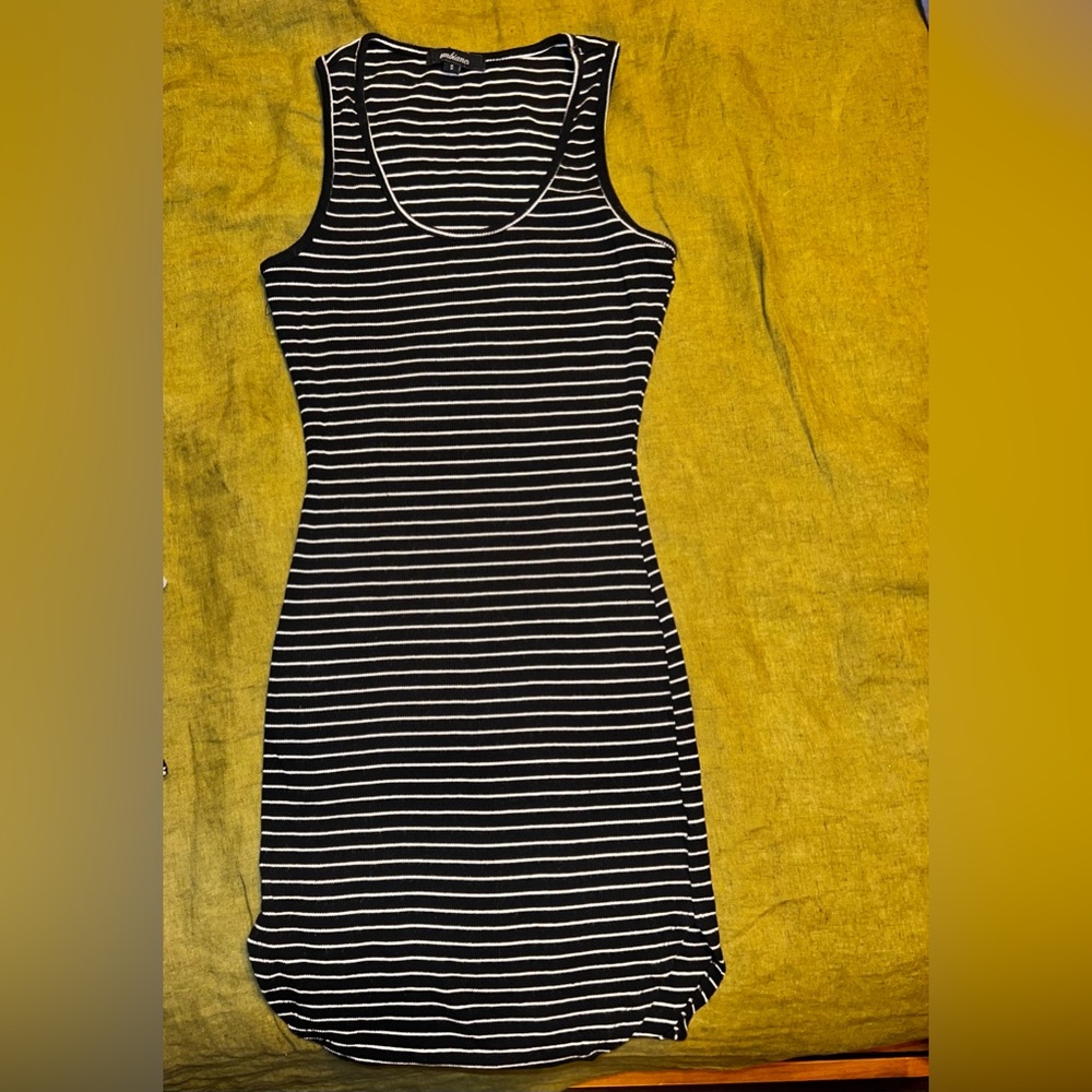 Brand: ambiance Color: black & white Size: small